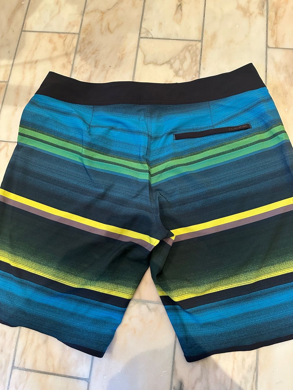 Dakine Hosen: Dakine Herrenbadehose 38 – Gebraucht aus Küssnacht am Rigi von melron1 2