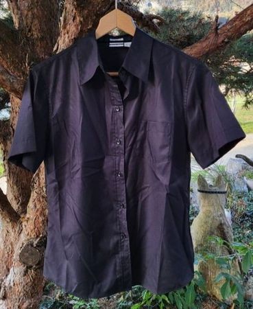 Schwarze Bluse Basic Line,bügelfrei, fast neu, Gr. 42