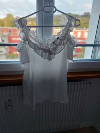 Magnifique blouse blanche Taille L NEUVE