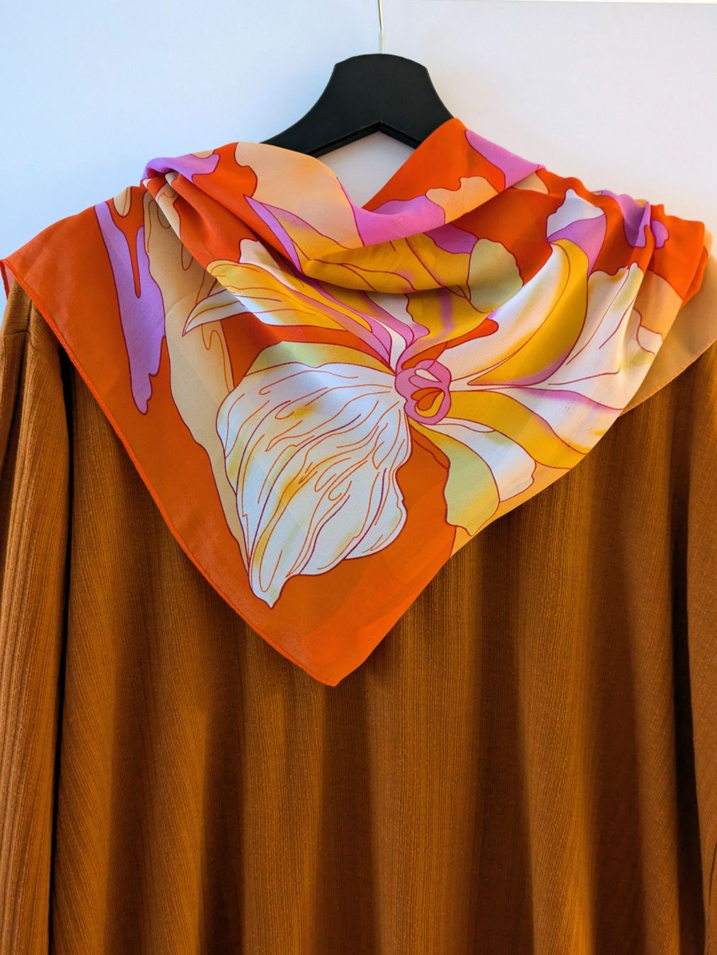 Maglioni & Felpe: Langarmshirt Orange Gr. L – Usato da Benken SG venduto da olga81 7