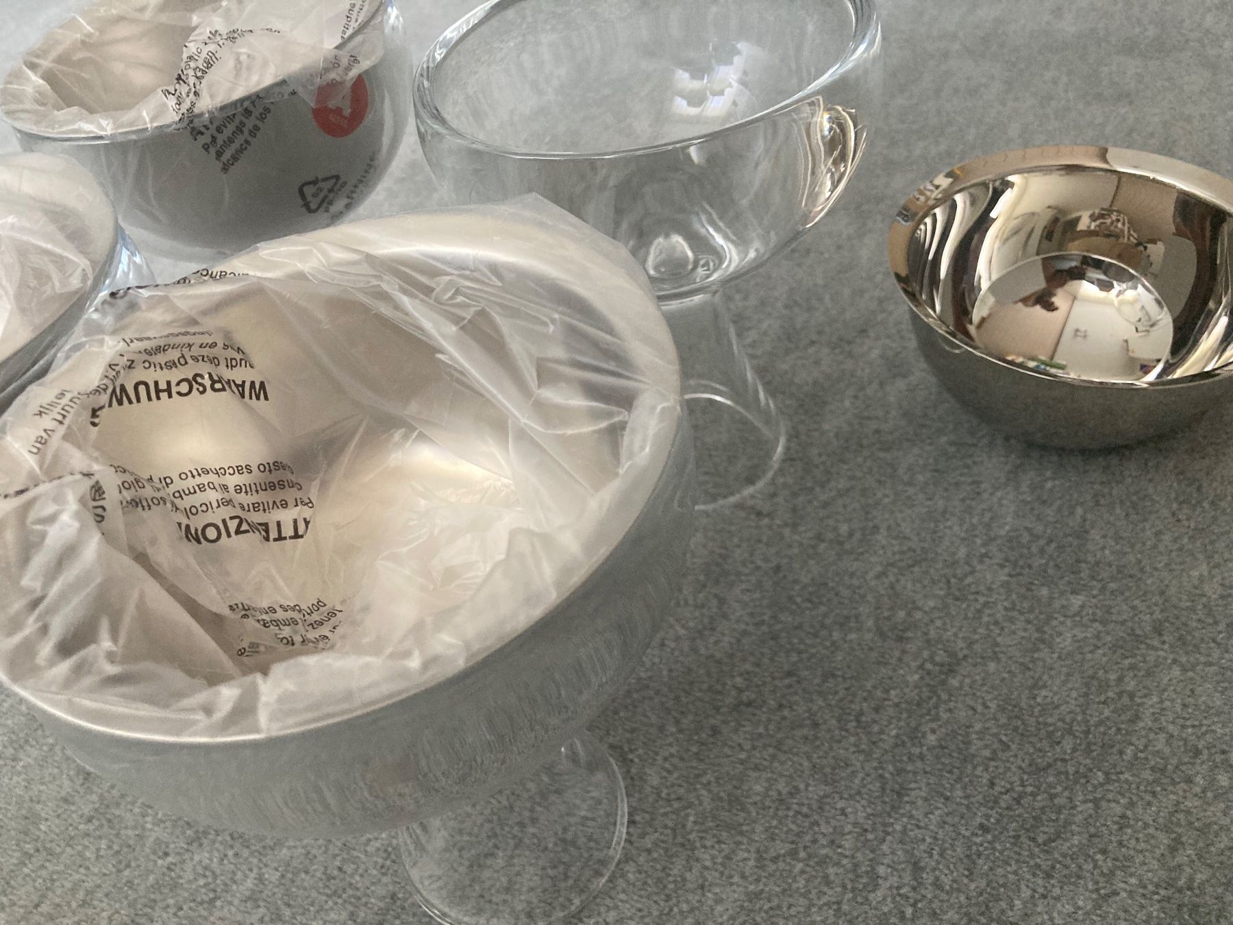 Alessi Set di piatti: Alessi - Big Love Eisbecher – Usato da Gutenswil venduto da Shallymaster 3