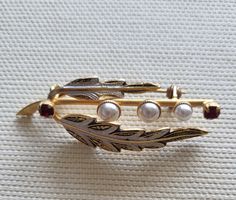 Broche vintage dorée