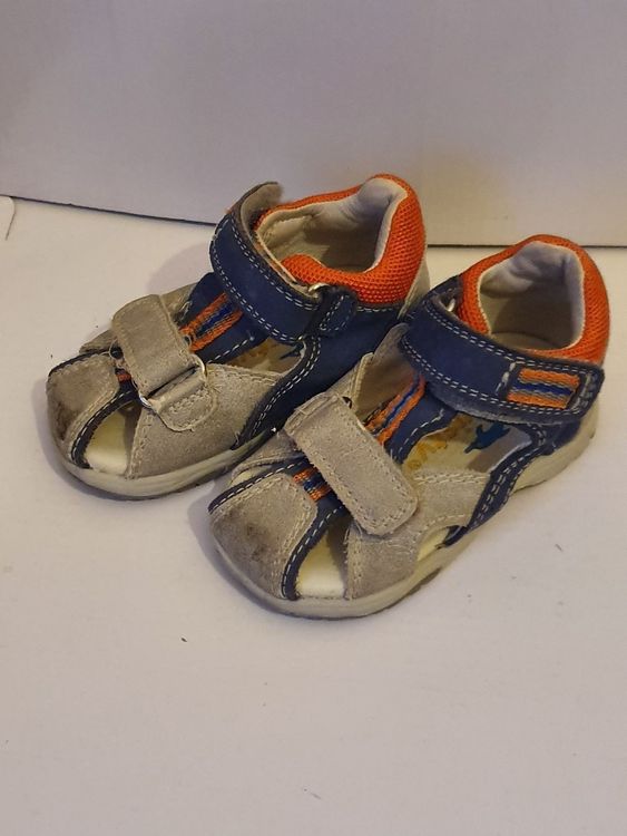 Scarpe per ragazzi: Sandalen für Kinder Gr. 20 – Usato da Langnau am Albis venduto da jer_pm72