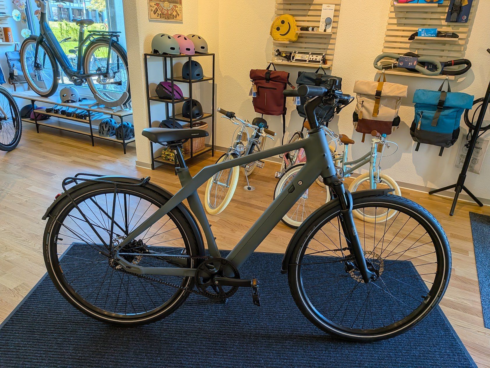 Biciclette: E CityBike - Comate CT Cruiser – Nuovo (secondo la descrizione) da Rothrist venduto da RadaarUrbanCycling 1