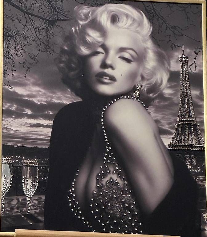 Foto & Immagini: Diamantbild "Marilyn Monroe in Paris" mit Strasssteinen – Nuovo (secondo la descrizione) da Luzern venduto da Brokiland