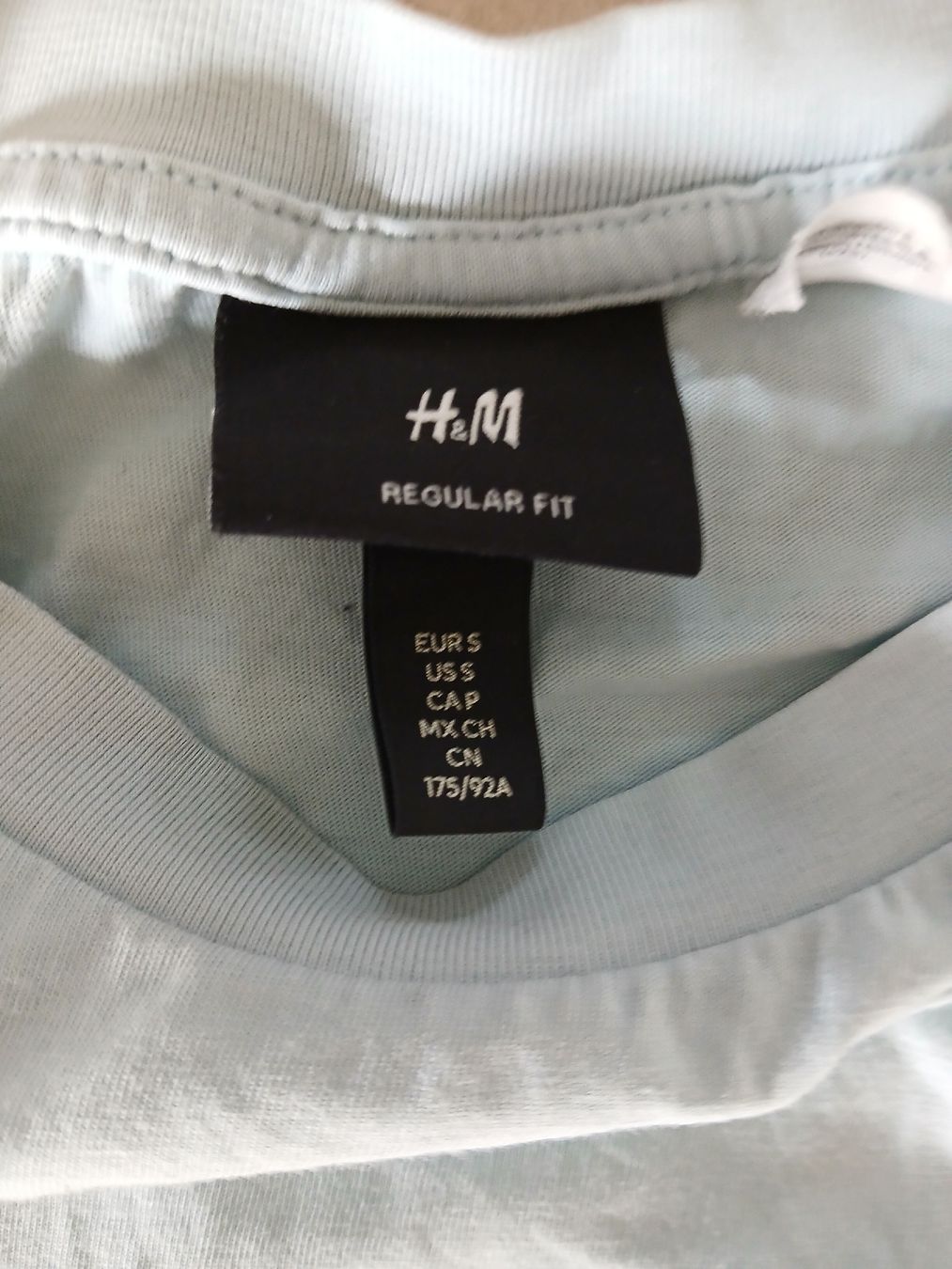 H&M T-shirt: Rick and Morty T-Shirt hellblau, Gr. S – Usato da Liestal venduto da piperpa 1