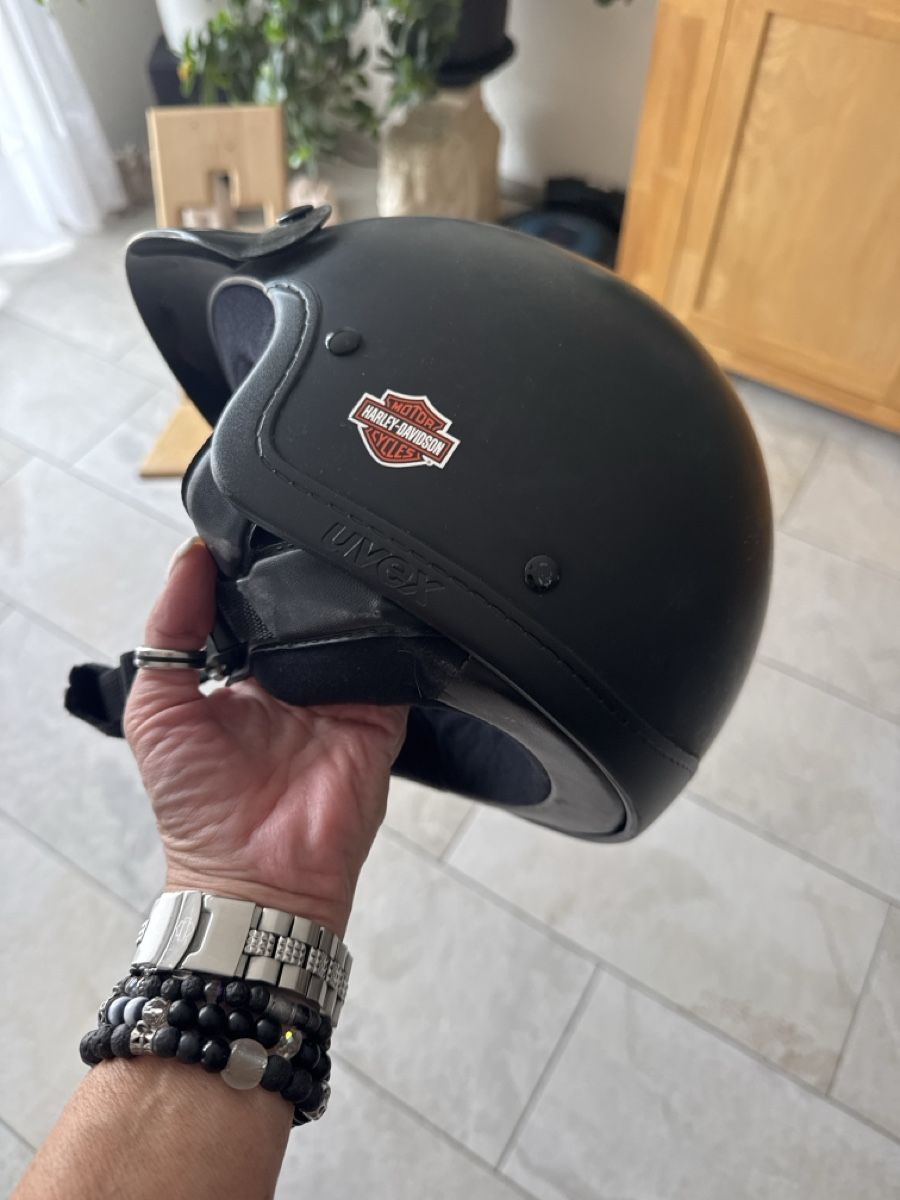 Uvex Helme & Visiere: Jethelm Uvex Gr.XS – Gebraucht aus Seewen SO von Muggi3