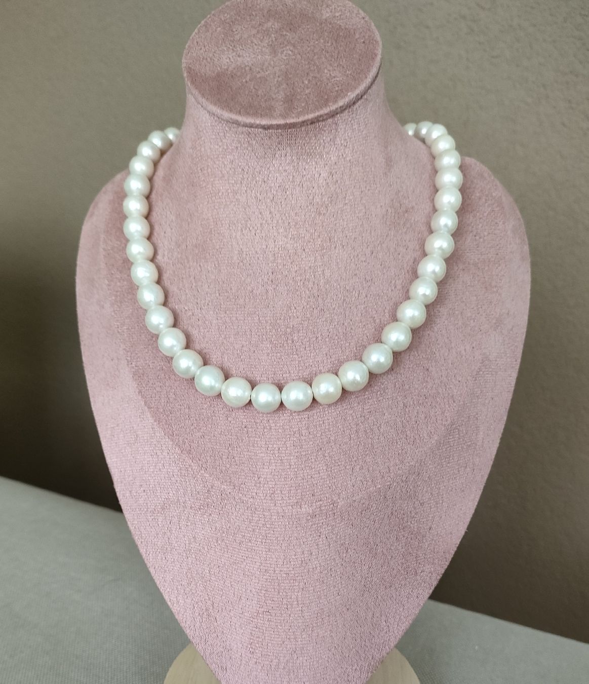 Catenine: Süsswasserperlen Kette 9-11 mm – Nuovo e nell'imballaggio originale da Bern venduto da Lidia.5 5