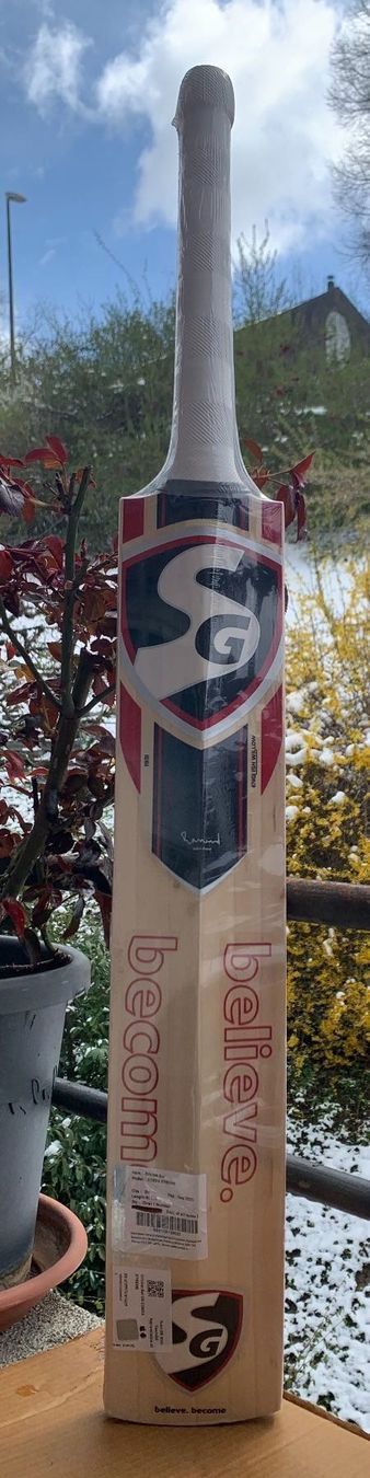 Articoli in legno: SG Cobra Xtreme English Willow cricket B – Nuovo e nell'imballaggio originale da Luzern venduto da ronymamuni 4