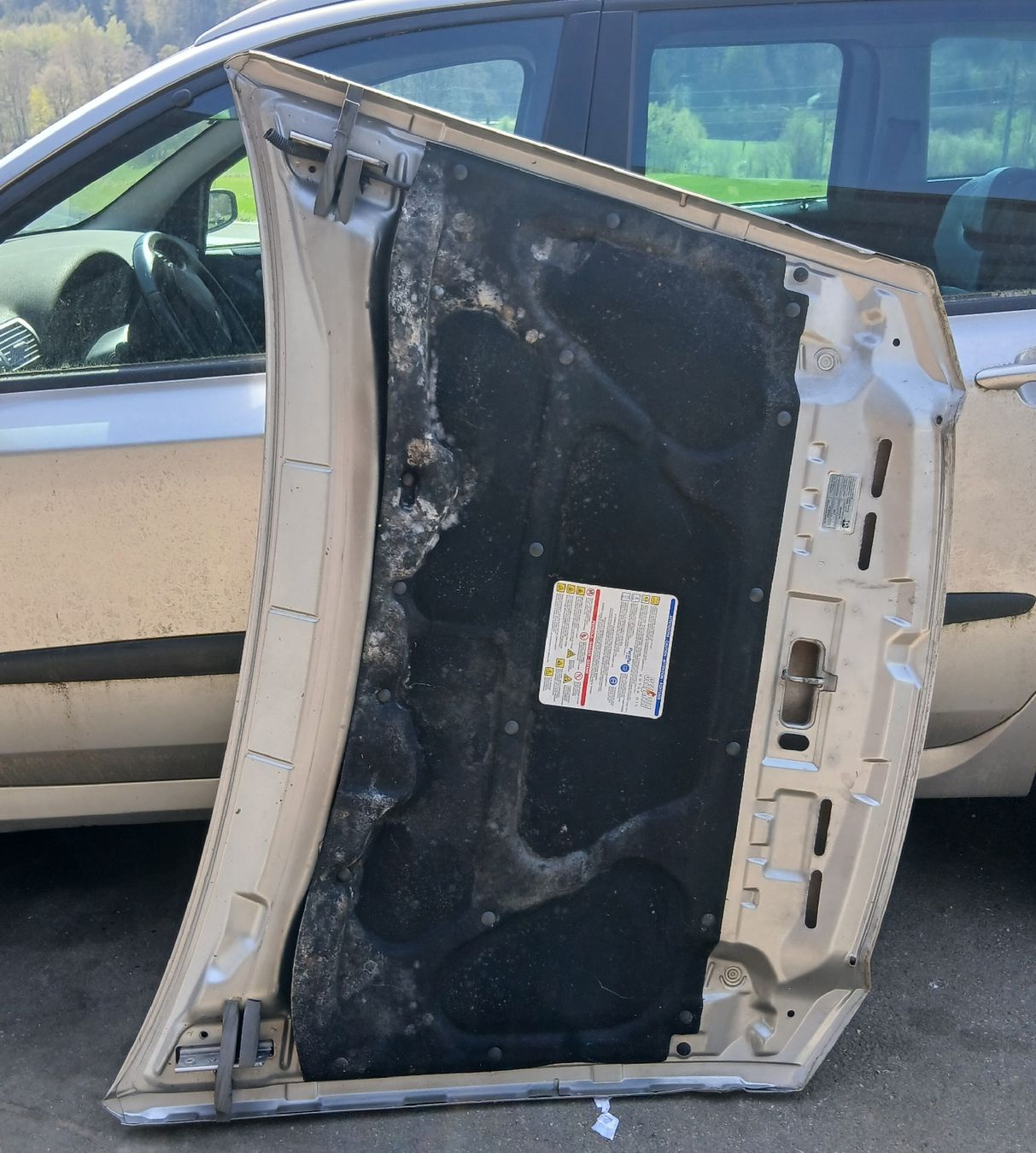 Fiat Tutti pezzi di ricambio auto: Capot Fiat Stylo Kombi – Usato da la heutte venduto da Auto-stock 1