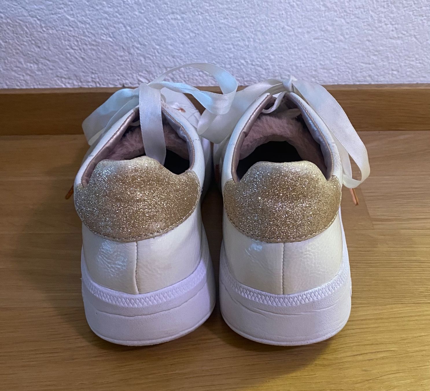 Bugatti Damenschuhe: Bugatti Sneaker Gr.37 (super Zustand) – Gebraucht aus Herisau von Seyashop1 3