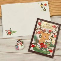 Filigrane Weihnachtskarte mit farbigem Umschlag