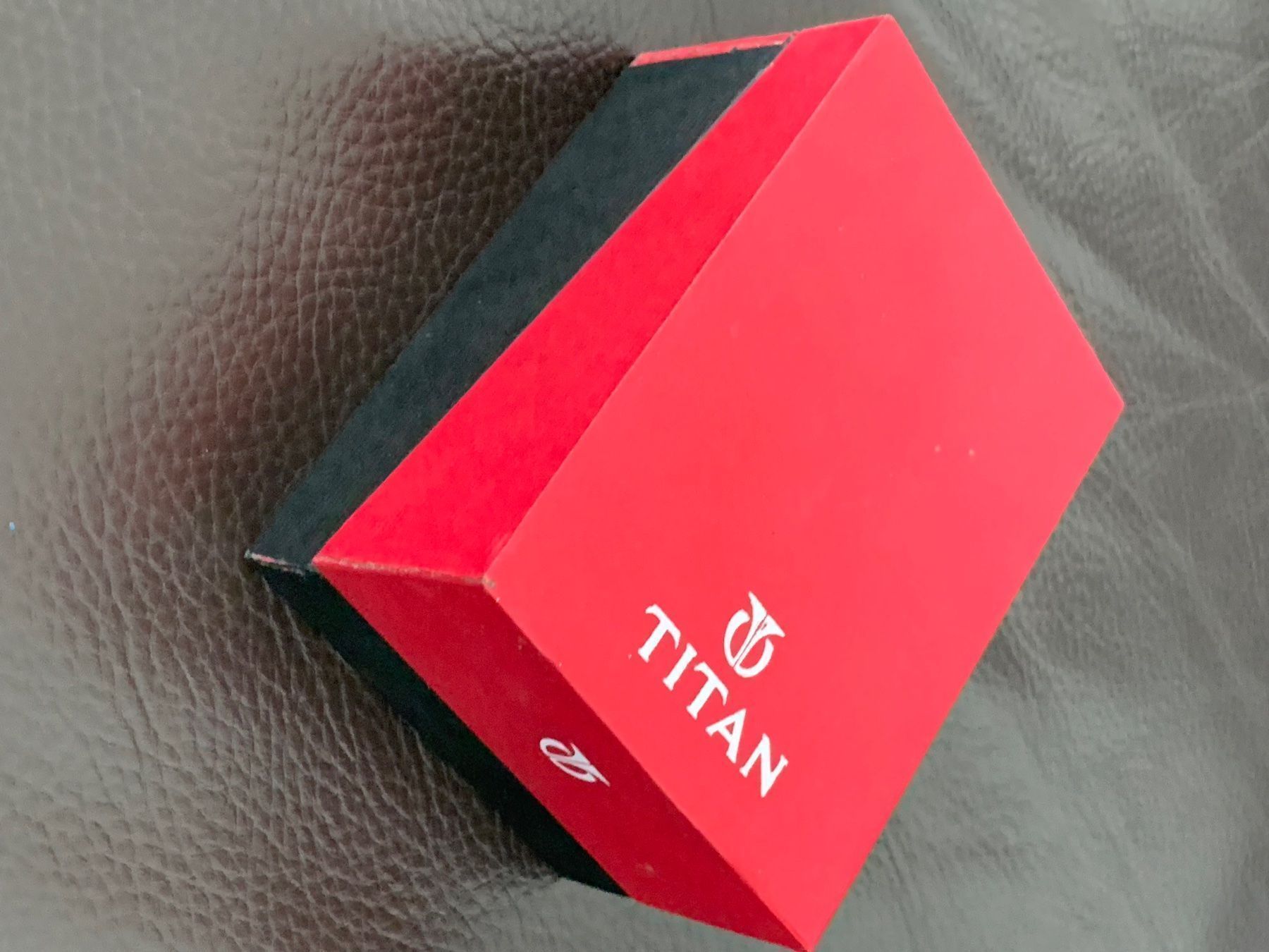 Titan Uhren: Damen Uhr Titan – Gebraucht aus Schöftland von lazer04 3