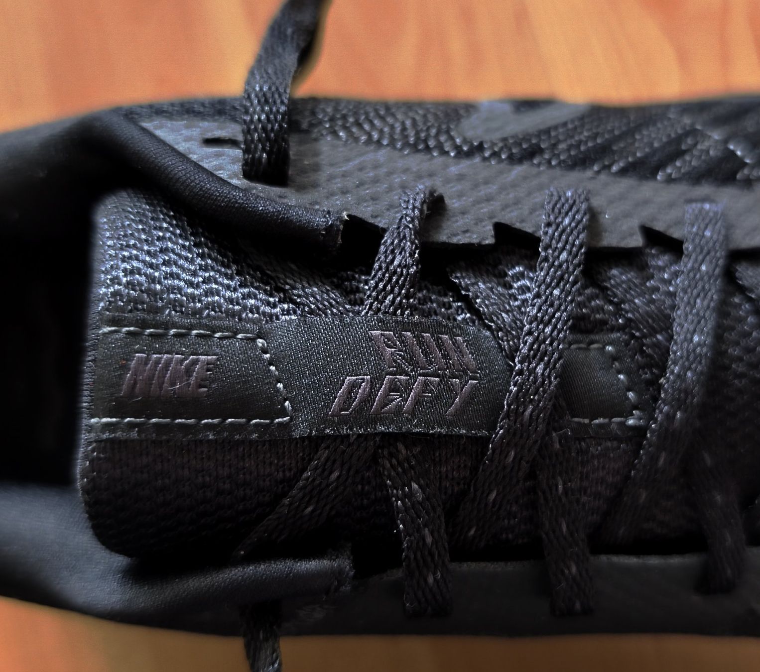 Nike Scarpe da donna: NIKE RUN DEFY Laufschuh Gr. 40, schwarz – Usato da Rüti ZH venduto da mome8 5