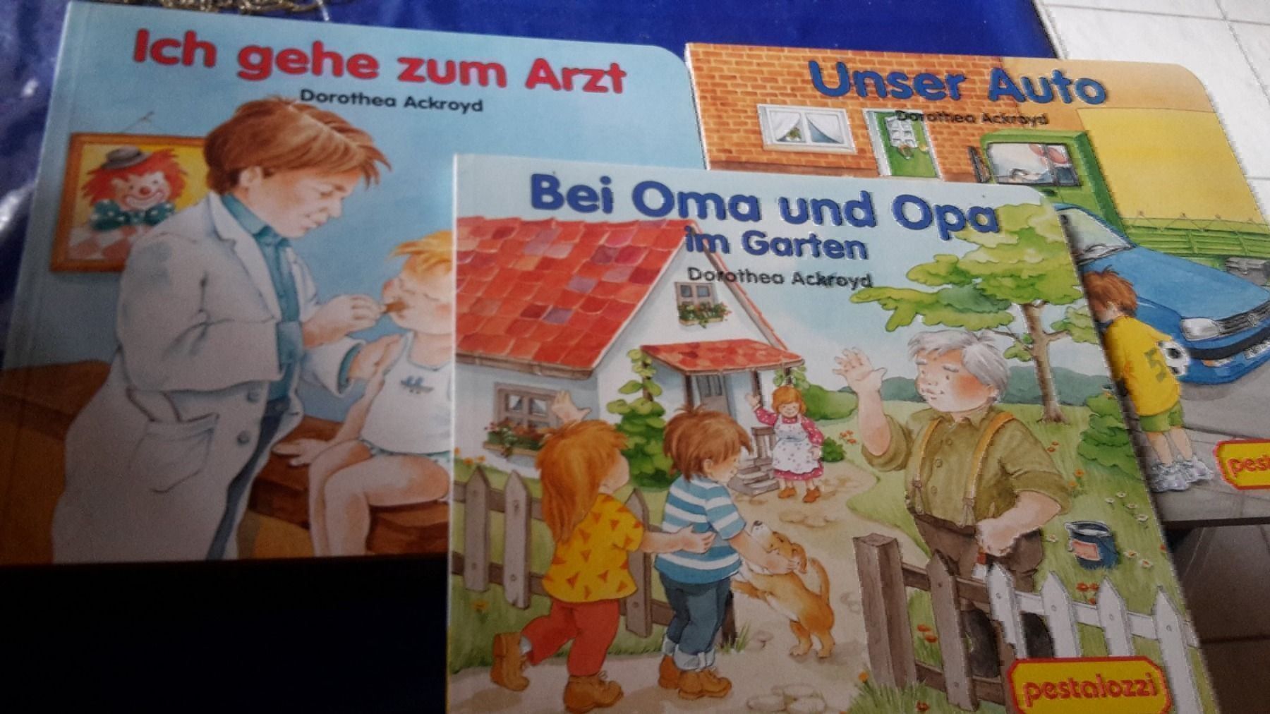 Libri: Buch bei Oma und Opa im Garten – Usato da Schwarzenburg venduto da Flamingo07