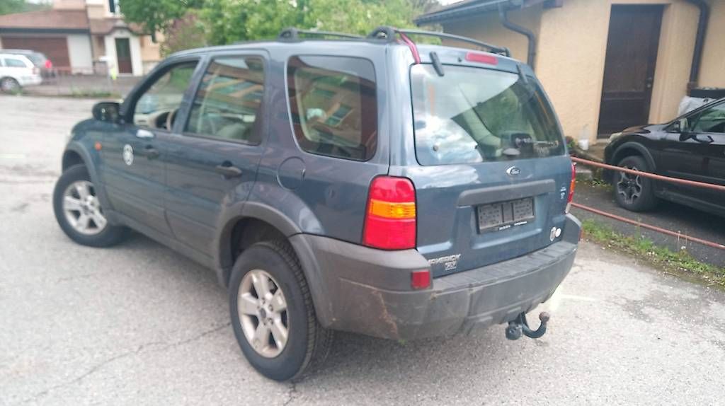 Ford Automobili: 4x4 a vendre expertise – Usato da Le Locle venduto da riv_7bbh 1
