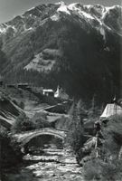Binn   VS  mit Binna-Brücke und Breithorn