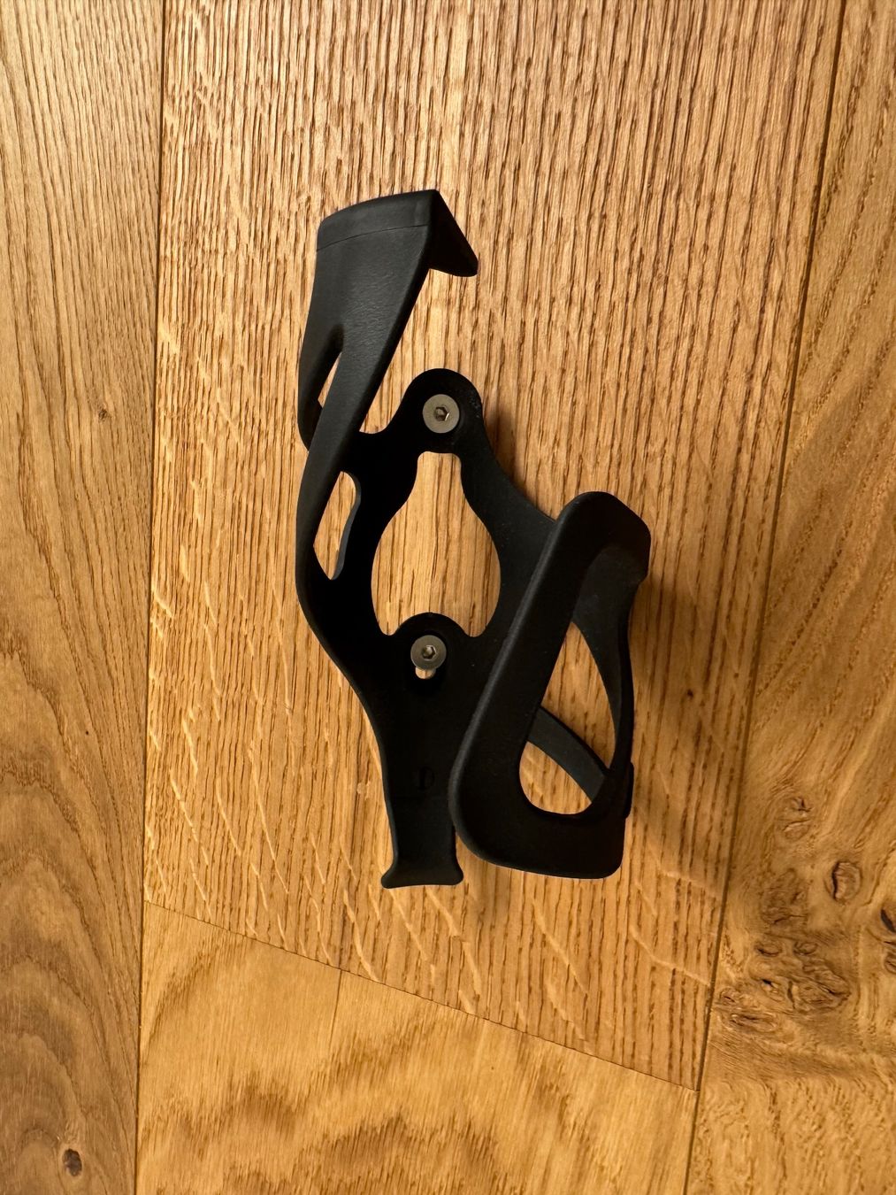 Pezzi di ricambio: Wahoo KICKR BIKE SHIFT Flaschenhalter – Nuovo (secondo la descrizione) da Bern venduto da Mindz