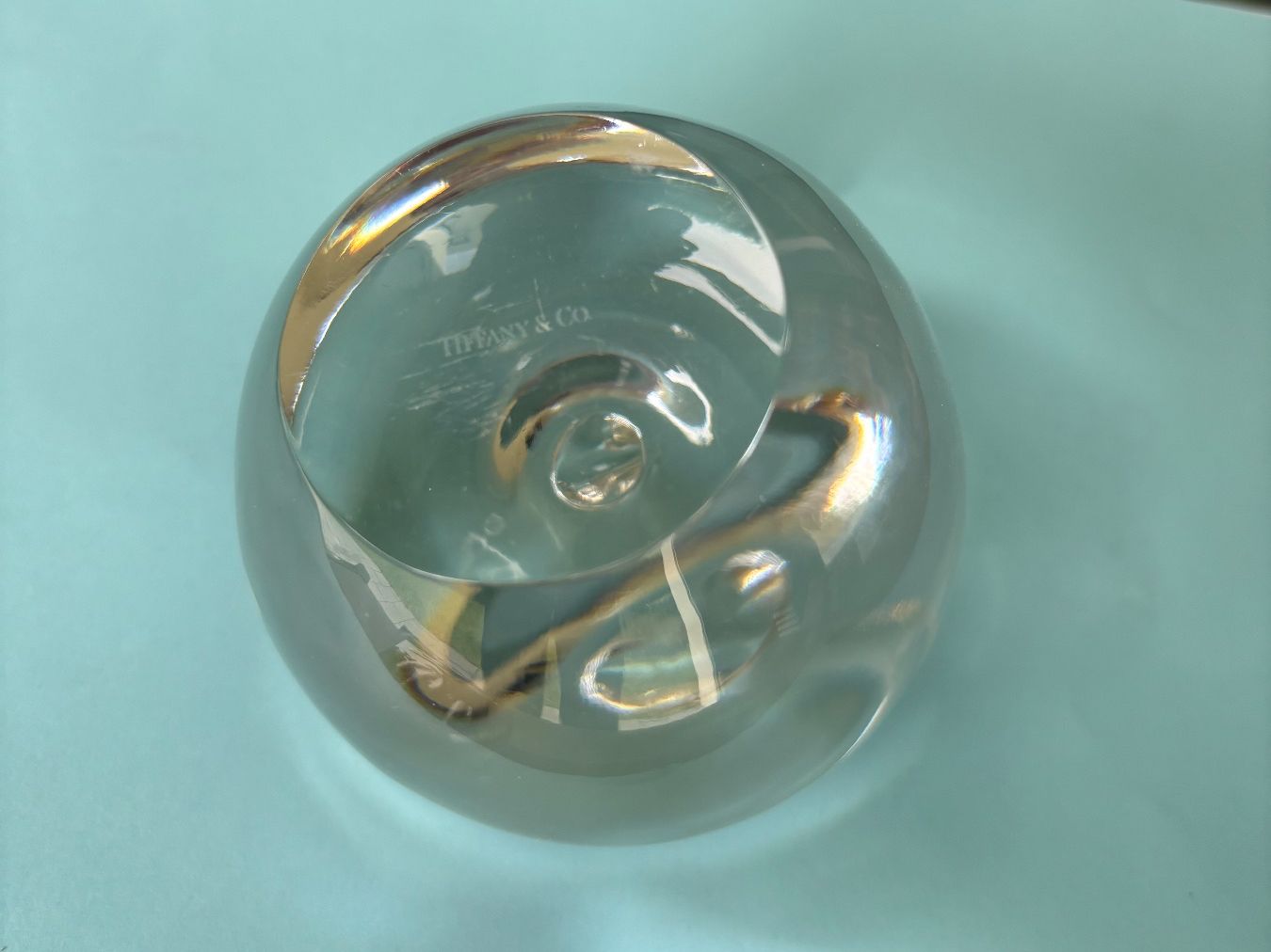 Tiffany & Co. Bicchieri: Tiffany & Co. Glass apple paperweight – Usato da Steinhausen venduto da ChromeVintage 2