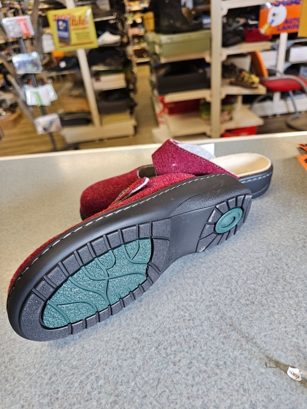 Damenschuhe: Damenschuh – Neu und originalverpackt aus Möhlin von Highwaytom 2