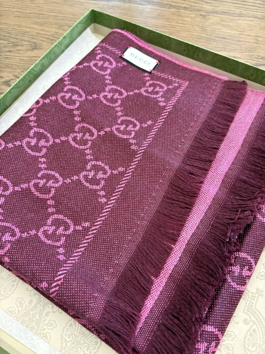 Gucci Foulards & écharpes: Gucci GG Wool Scarf  – Neuf (Voir description) à Allaman par Bertie555 3