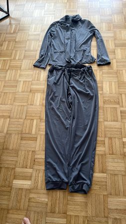 Damen Zweiteiler Blazer und Hose grau