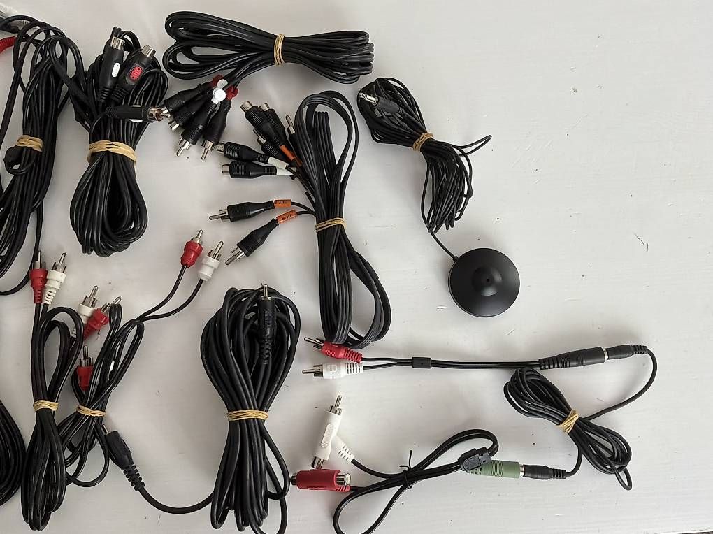 Cavi: Verschiedene Cinch-Kabel – Usato da Abtwil SG venduto da leon-77 3