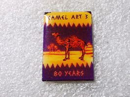 Ansteckpin 77: 80 years Camel