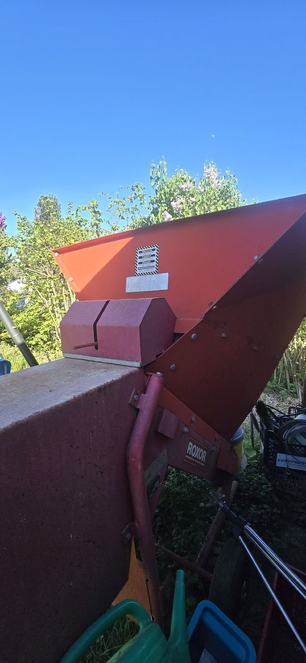 Tutte le macchine: Erdshredder Roxor ES300VB – Usato da Dulliken venduto da Toap 2