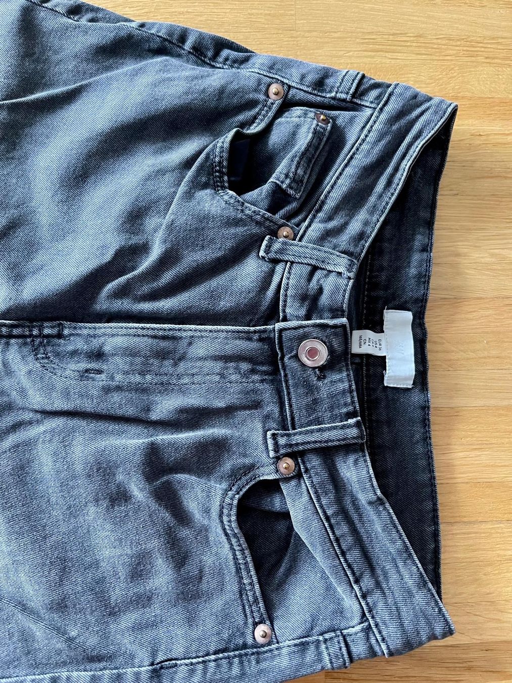 H&M Jeans: H&M JEANS – Usato da Uster venduto da v.santos 2