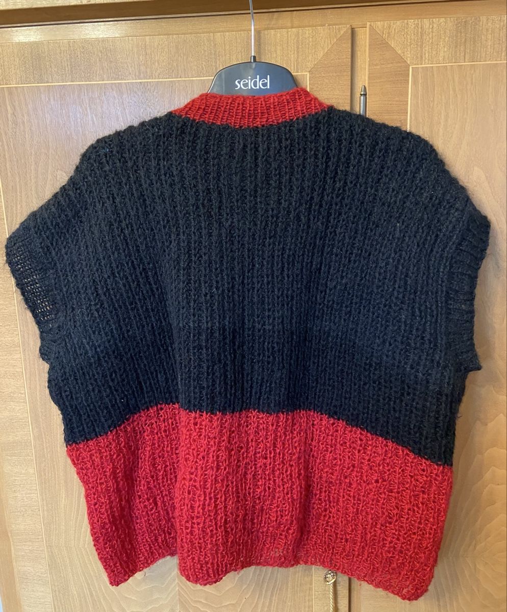 Pulls & Sweat-shirts: Pullunder – D'occasion à Baden par Sarahhedwig 1