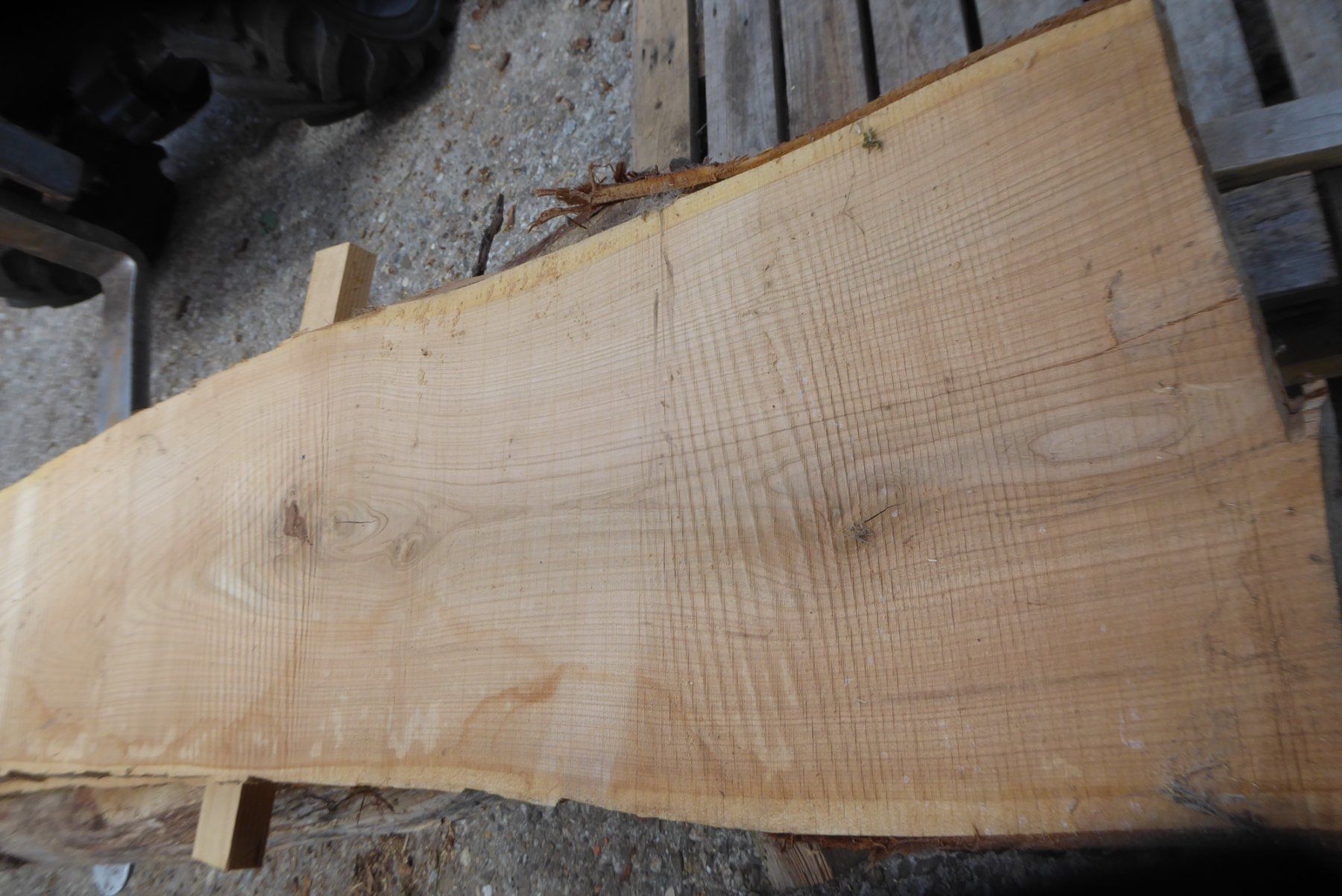 Holzartikel: 3 Kirschbaumbretter 40 mm – Neu (gemäss Beschreibung) aus Sumiswald von Hennri1