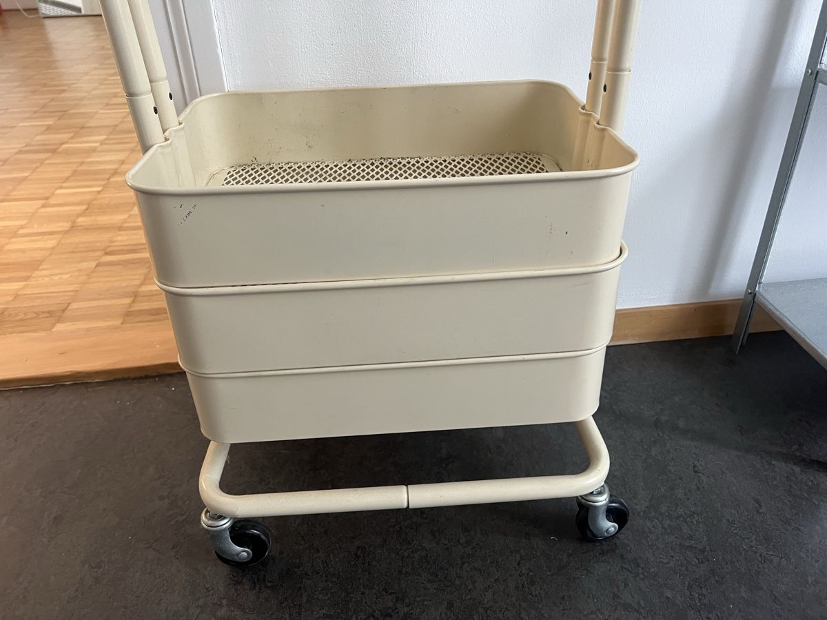 Ikea Culle: IKEA Raskog in Butterfarbe – Usato da St. Gallen venduto da AlixH 1