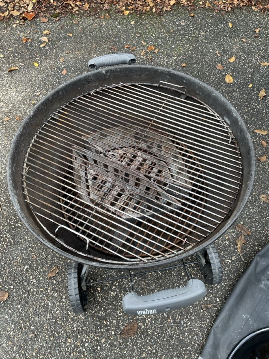 Weber Griglie: Grill à charbon de bois Weber – Usato da Granges VS venduto da mam_96ny 3