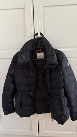 Moncler Daunenjacke schwarz Grösse 3 guter Zustand