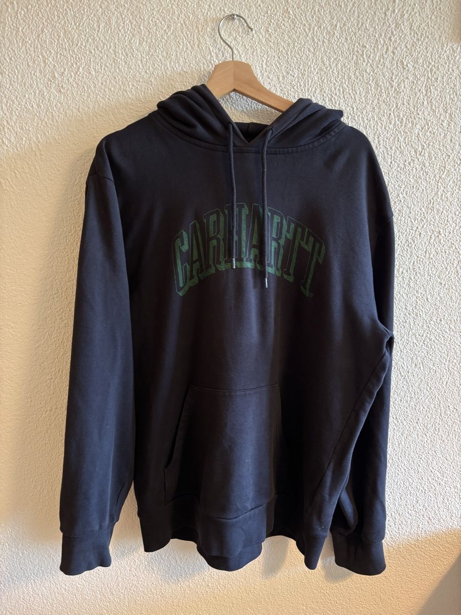 Carhartt Maglioni & Felpe: Darkblue Carhartt Hoodie – Usato da Küttigen venduto da noa_78fr