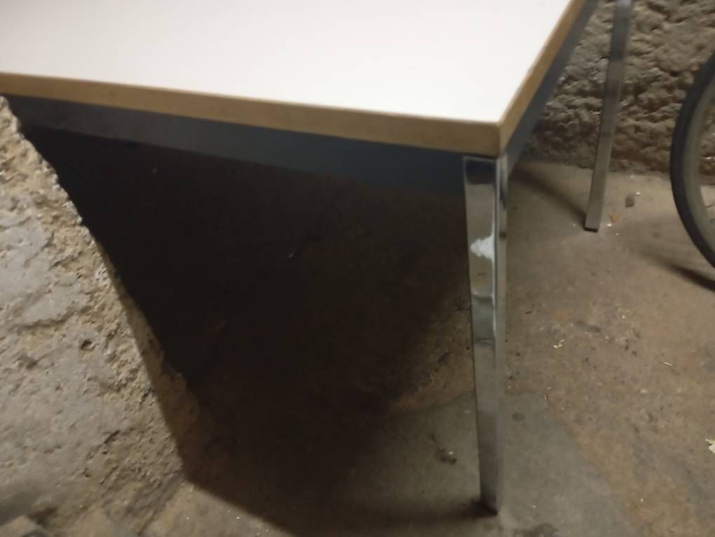 Tavoli: Solider Tisch  mit 30 mm Platte – Usato da Basel venduto da Petergunn 3