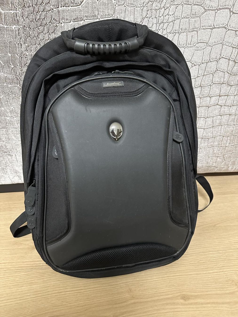 Alienware Rucksäcke: Alienware Rücksack  – Gebraucht aus Sevelen von