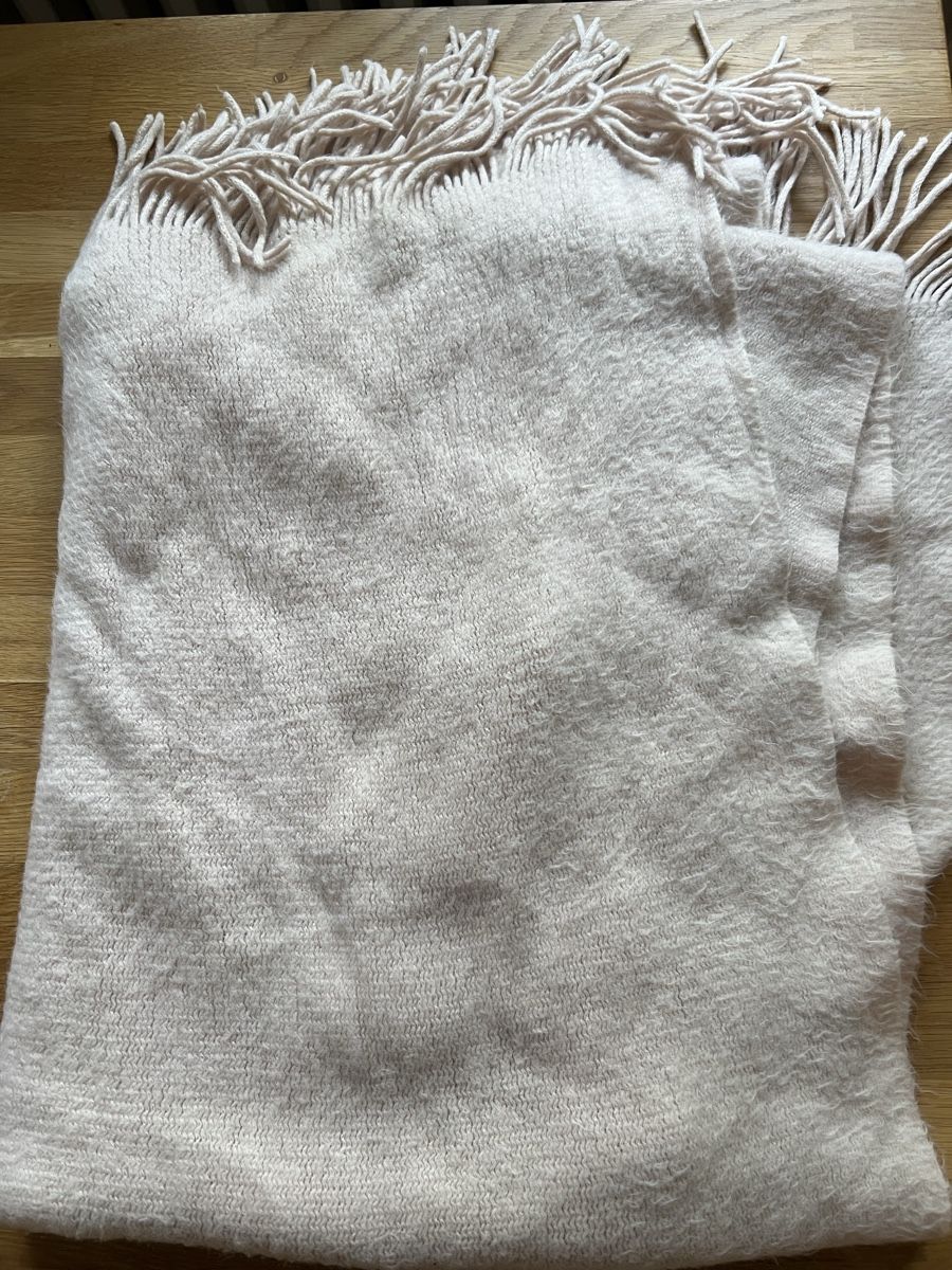 H&M Foulard & Sciarpe: H&M Winterschal – Nuovo (secondo la descrizione) da Bern venduto da lea_wf9x
