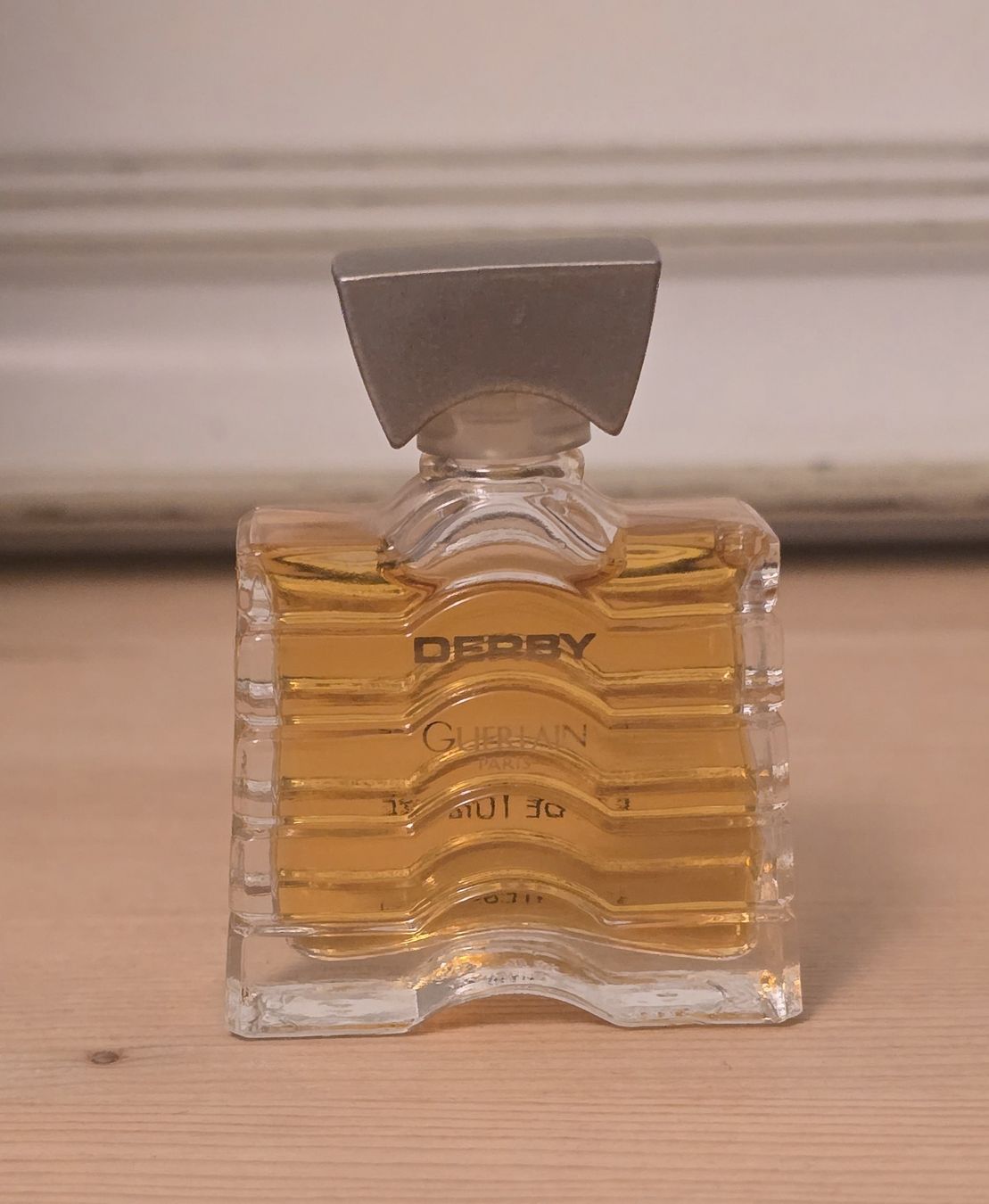 Guerlain Profumi & Eau de Toilette: Vintage Guerlain Derby 7.5ml – Usato da Buchs SG venduto da rei_7j5l 3