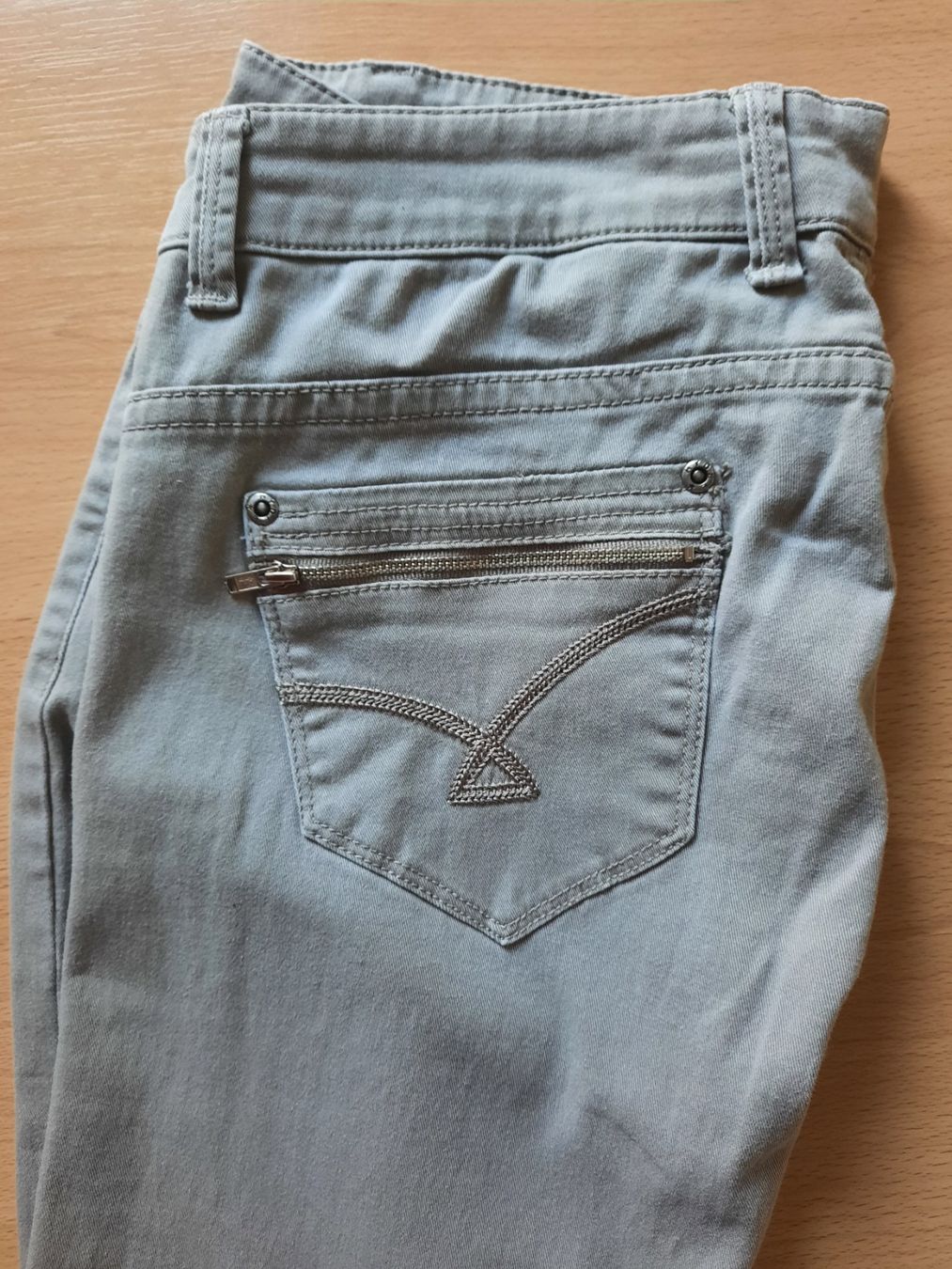 Jeans: Hellgraue Jeans Gr.38 – Gebraucht aus Seftigen von man_tr96