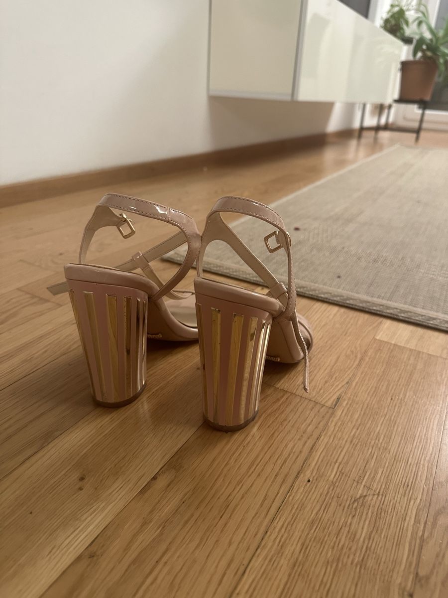 Damenschuhe: Sandali – Gebraucht aus Paradiso von kat_srp7