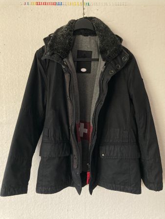 Warme Winterjacke von Strellson, Swiss Cross Grösse 46