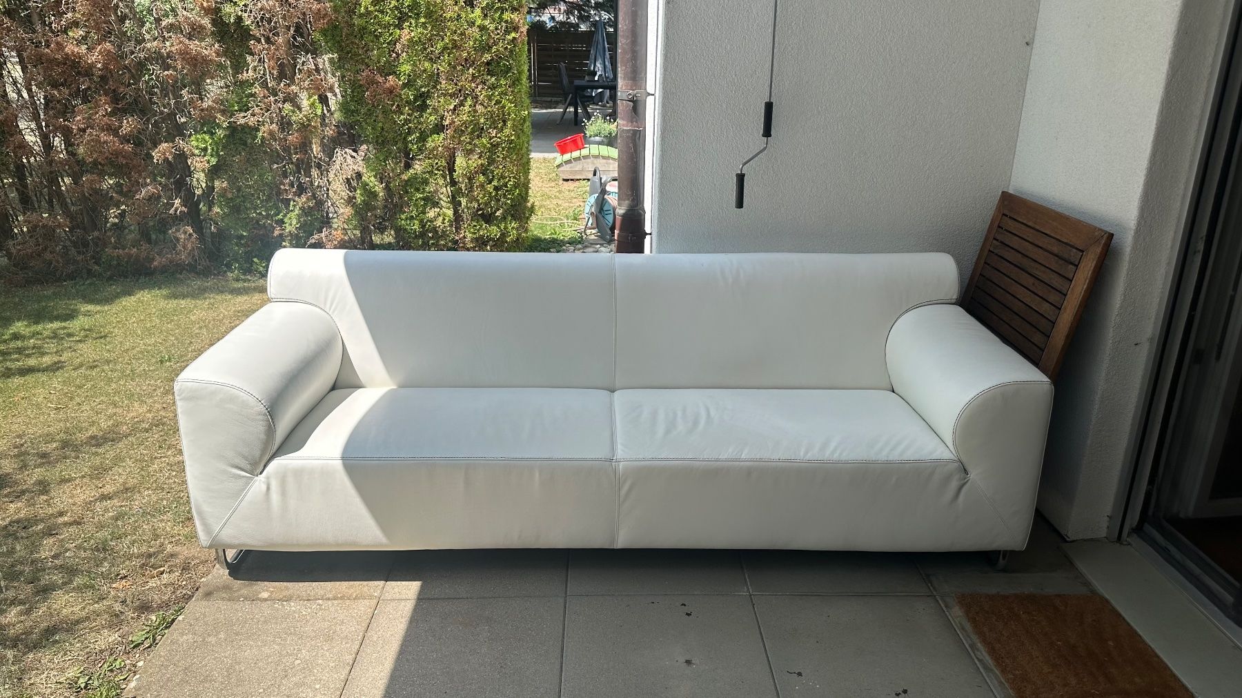 Sofas: 4-Sitzer-Couch aus echtem weißem Leder – Gebraucht aus Ramsen von ali_729y