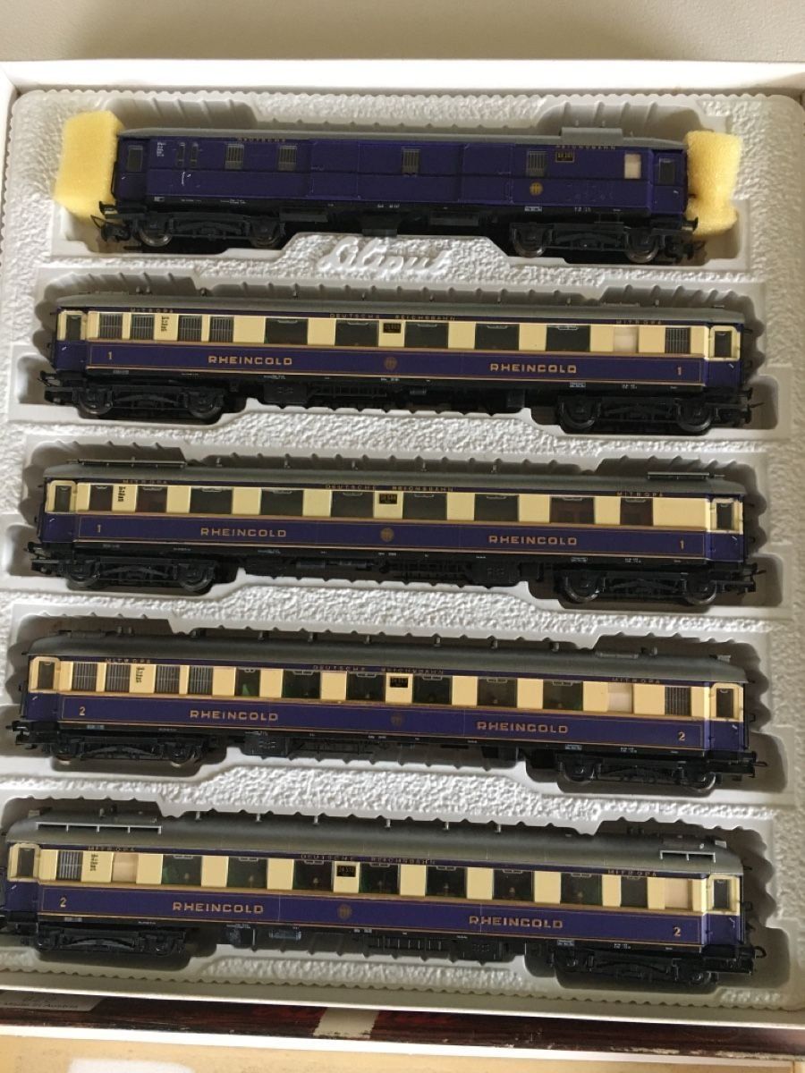 Liliput Modellini di ferrovie: Liliput Rheingold Wagenset 820 – Usato da Bettlach venduto da AQ64 2