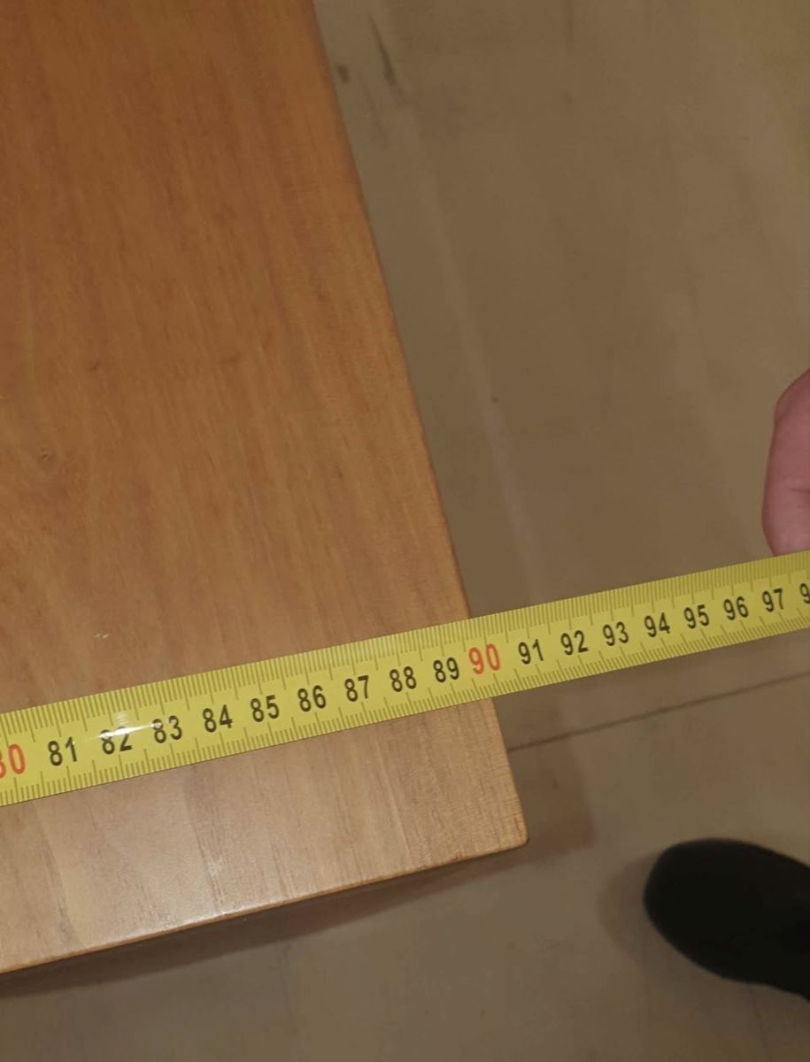 Tische: Tisch Massivholz Eiche – Gebraucht aus Emmenbrücke von twindz 1