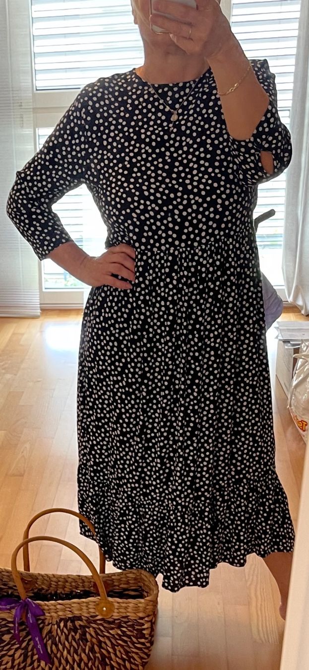 Zara Kleider: Zara Kleid M – Gebraucht aus Adliswil von JadrankaR