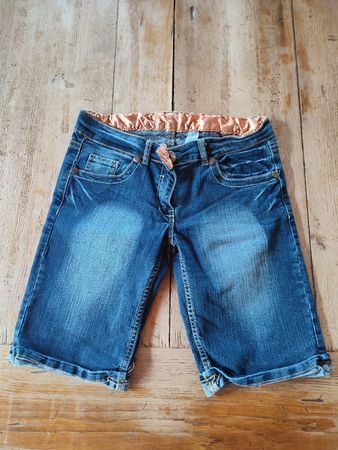 Magnifique short en jeans Clockhouse