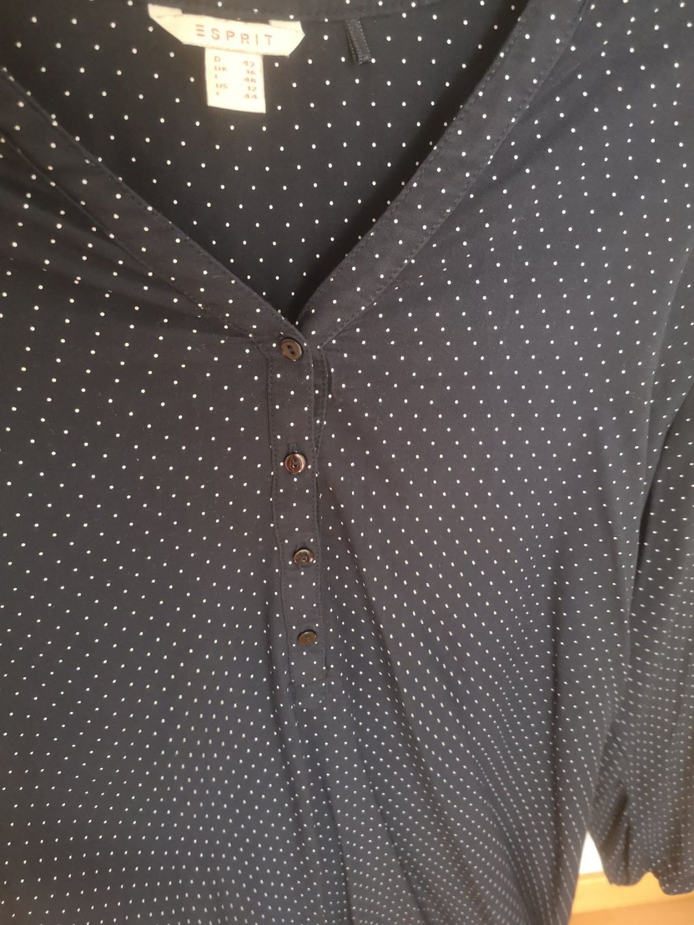 Esprit Chemisiers: Bluse Esprit – D'occasion à Sissach par sasocla 2