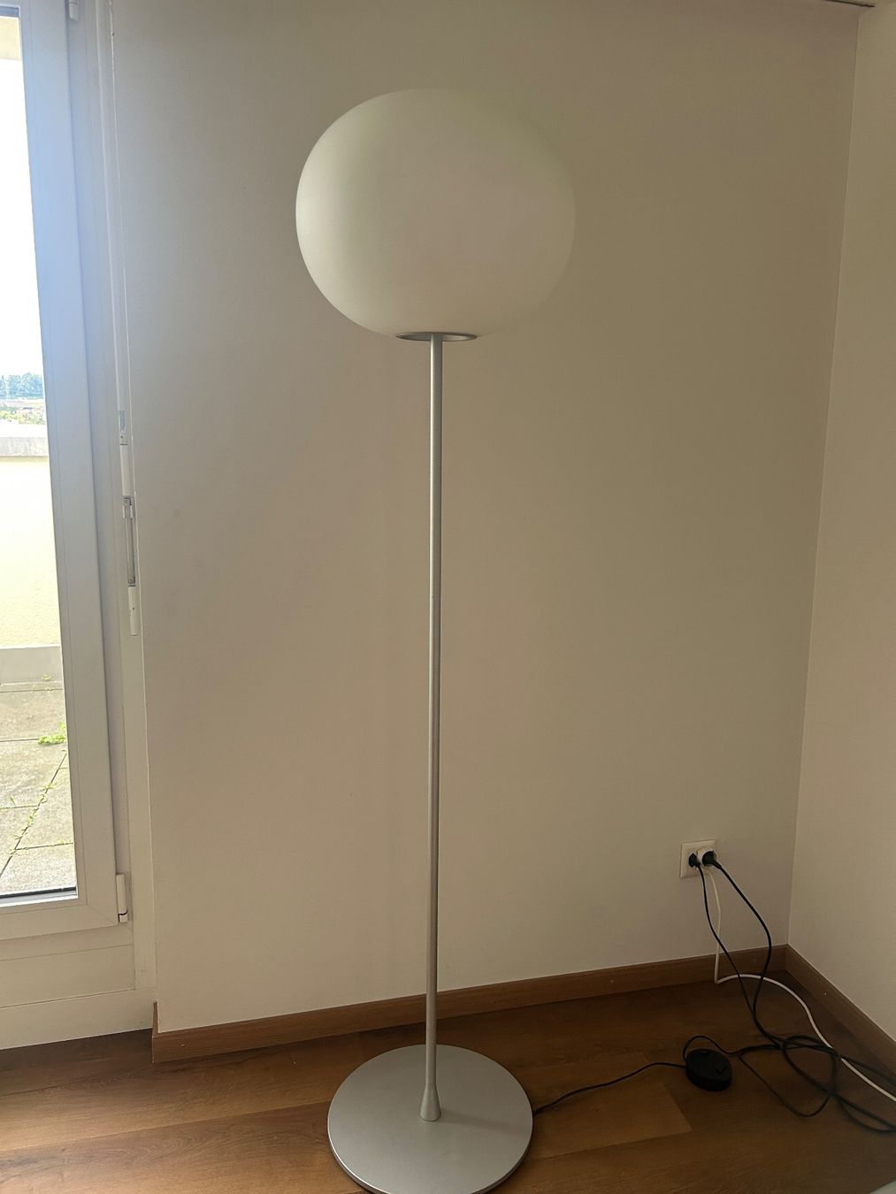 Lampade: FLOS Glo-Ball Floor 3 Designer Stehlampe – Usato da Regensdorf venduto da Spyke55 5